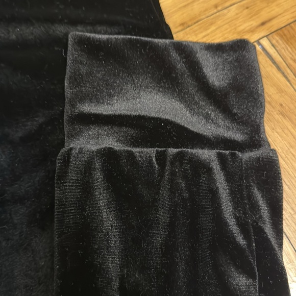 Velvet joggers - Picture 2 of 4